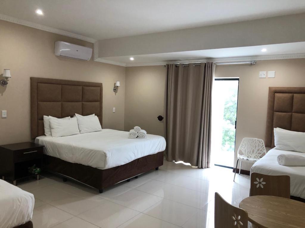 Aqua Stone Guest House Mbombela Kültér fotó