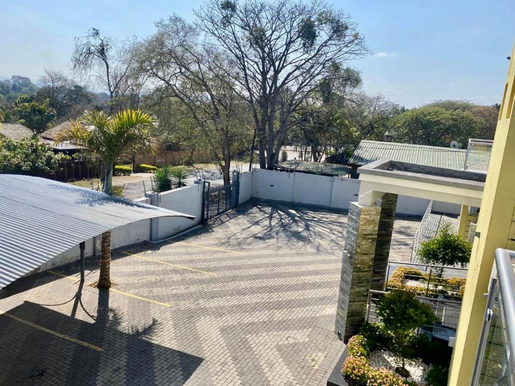 Aqua Stone Guest House Mbombela Kültér fotó