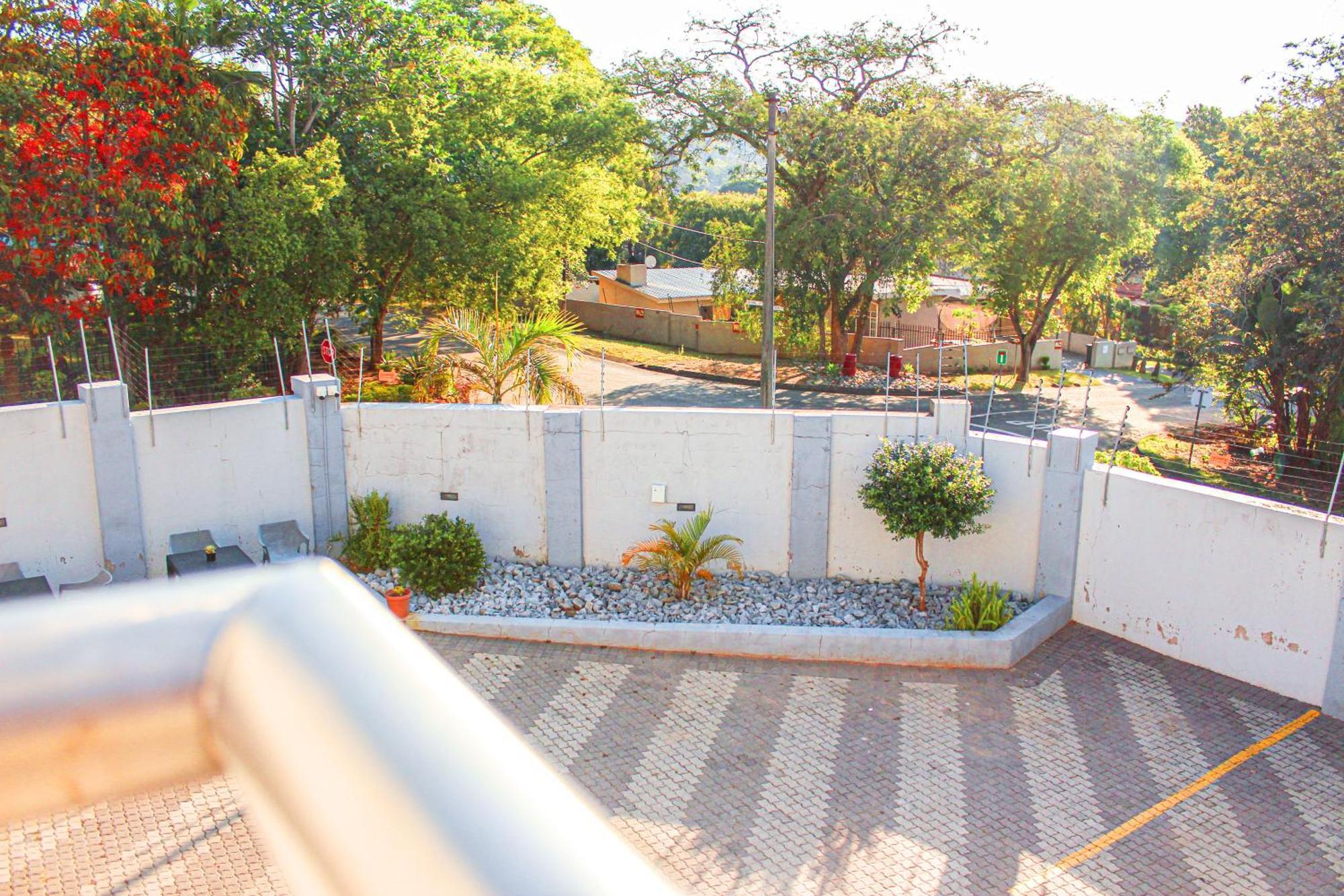 Aqua Stone Guest House Mbombela Kültér fotó